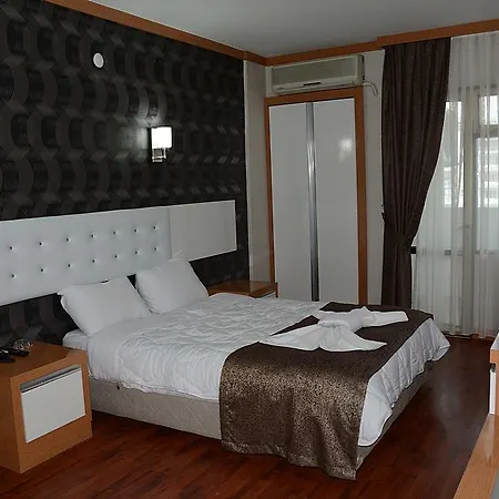 Bulut Hotel 3*