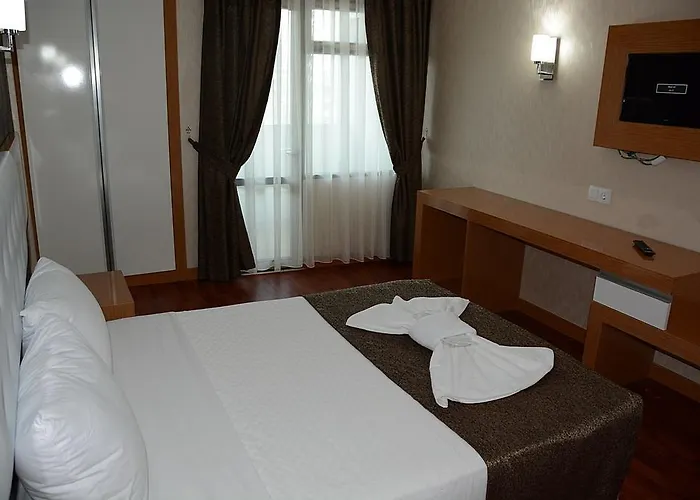 Bulut Hotel 3*