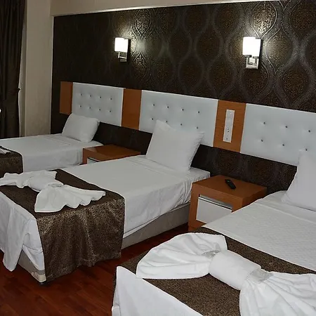 Bulut Hotel 3*